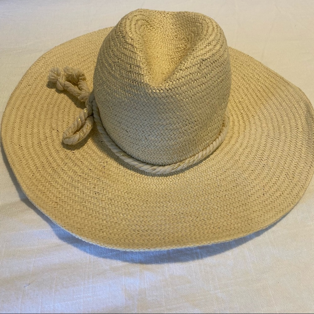 Hat Attack Adeline Rancher - Picture 4 of 6
